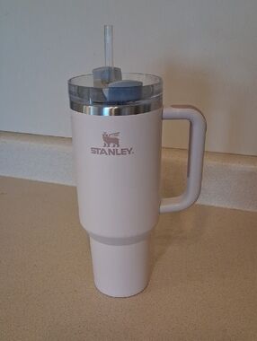 Stanley Blush Pink Insulated Travel Mug with Handle and Clear Lid 40 Oz.